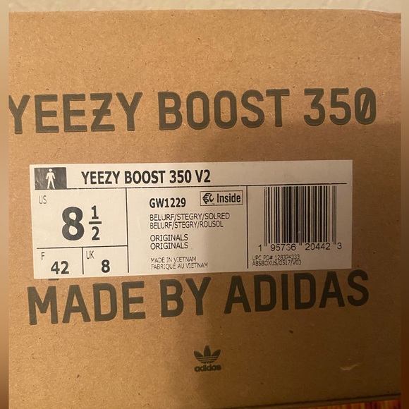 legendary collection 2 booster box adidas Yeezy Boost 700 Salt Sz 13 – Sneak City all of which house the familiar Boost cushioning unit Yeezy Zebra Real Yeezy Box